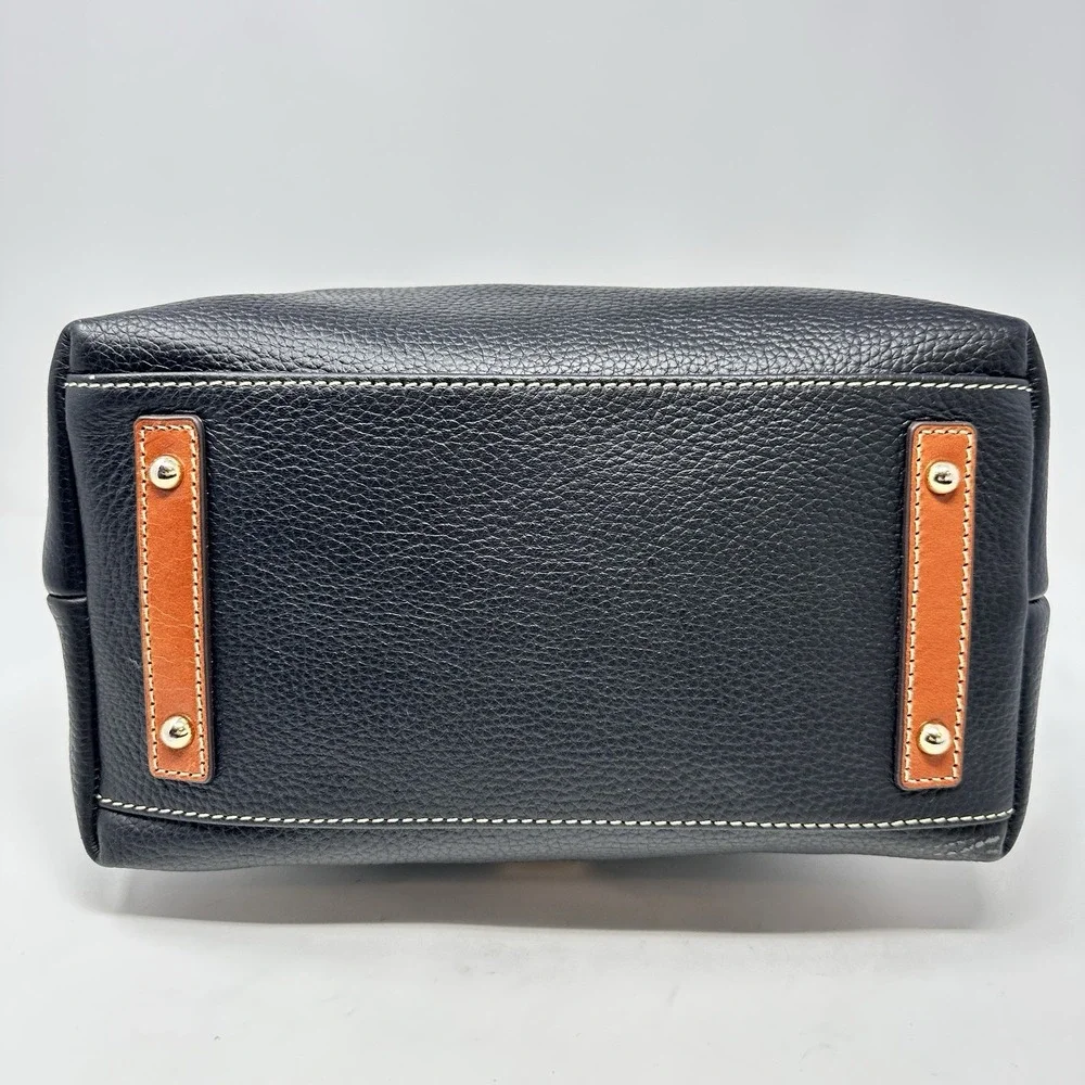 Dooney & Bourke Pebble Grain Paige Sac Black Hobo Tassel Shoulder Bag
